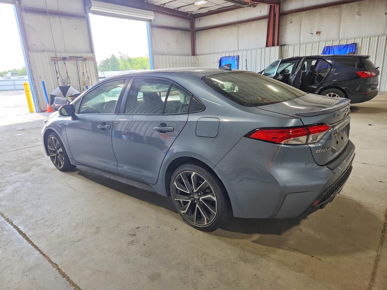 2022 TOYOTA COROLLA SE — снимка 2