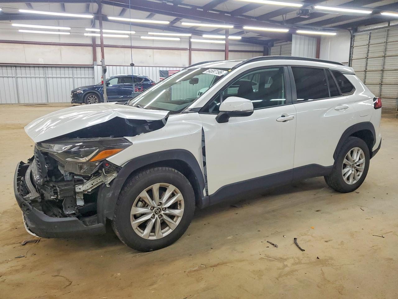 2022 TOYOTA COROLLA CROSS LE
