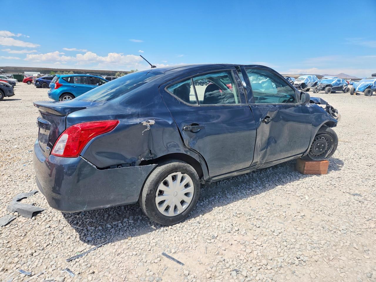 2015 NISSAN VERSA 1.6 S PLUS — снимка 3