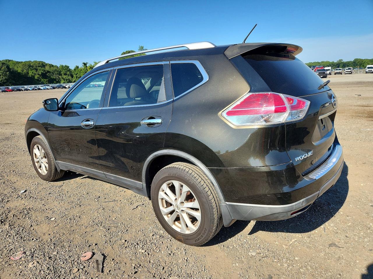 2015 NISSAN ROGUE SV — снимка 2
