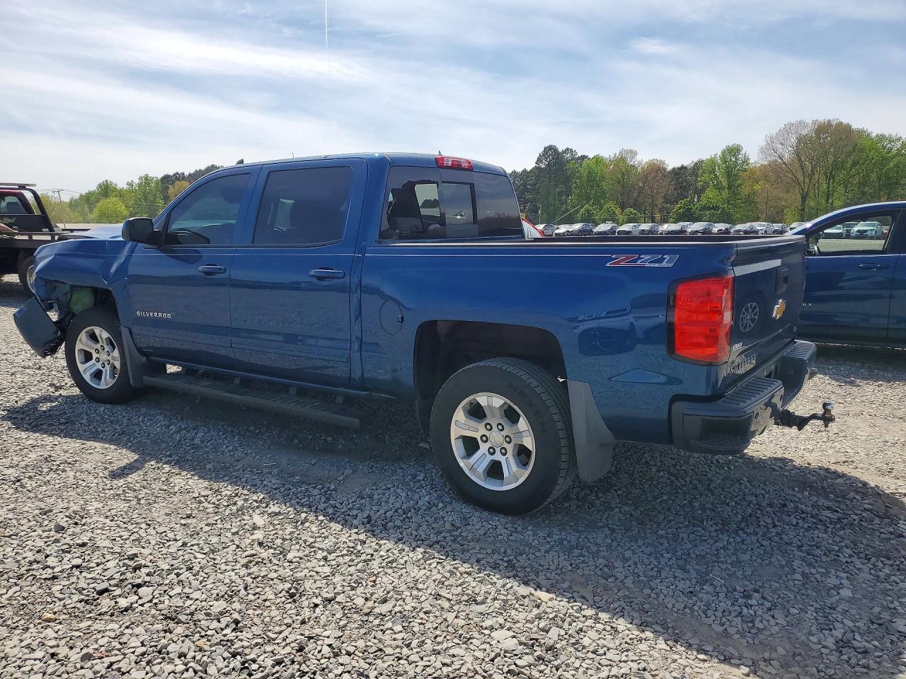 2017 CHEVROLET SILVERADO K1500 LT — снимка 2