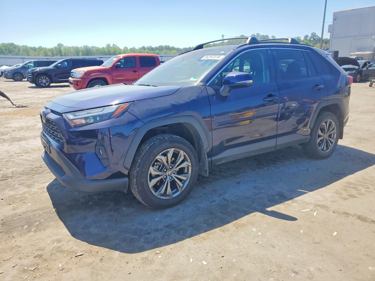 2022 TOYOTA RAV4 XLE PREMIUM