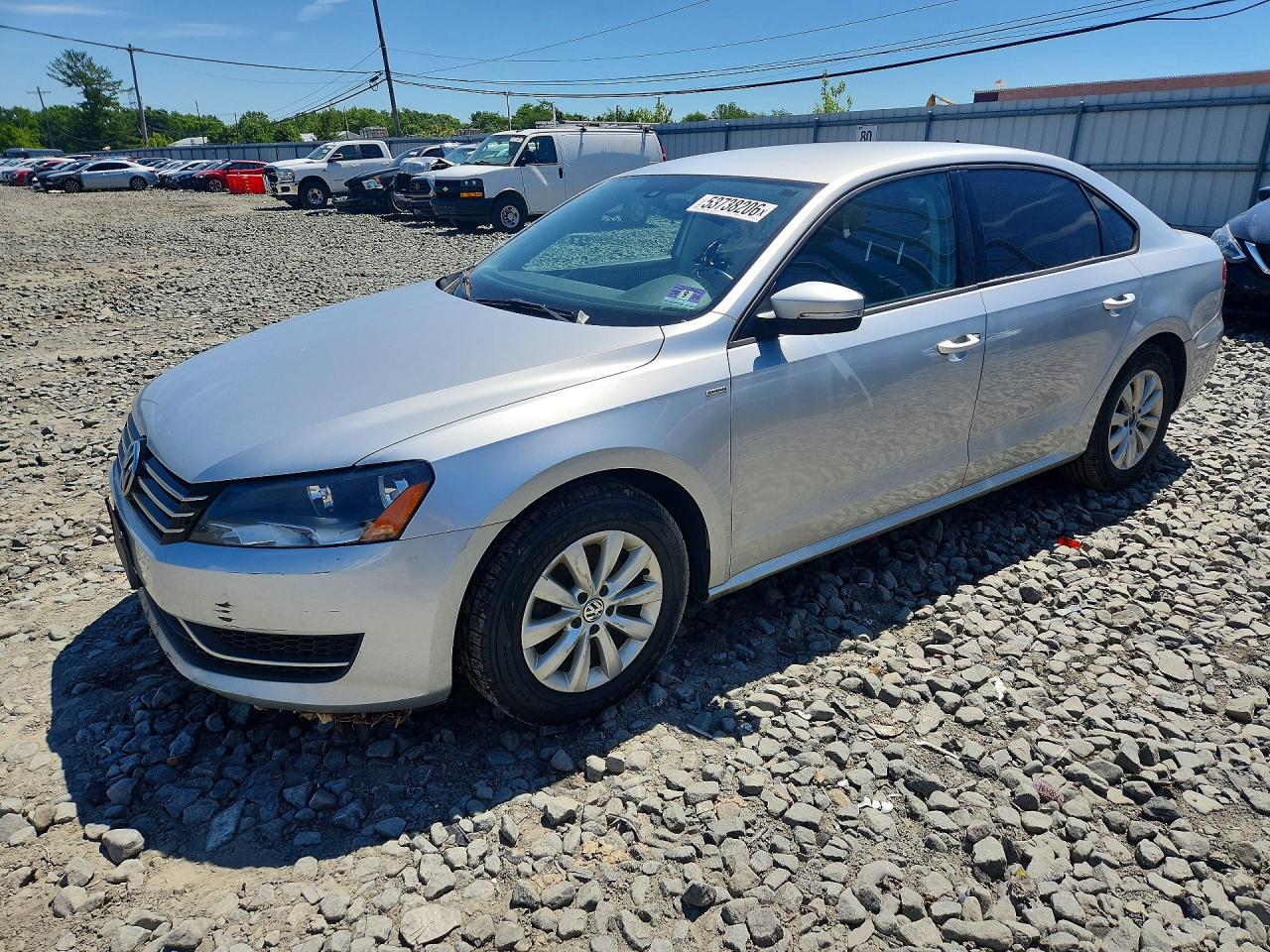 2015 VOLKSWAGEN PASSAT S