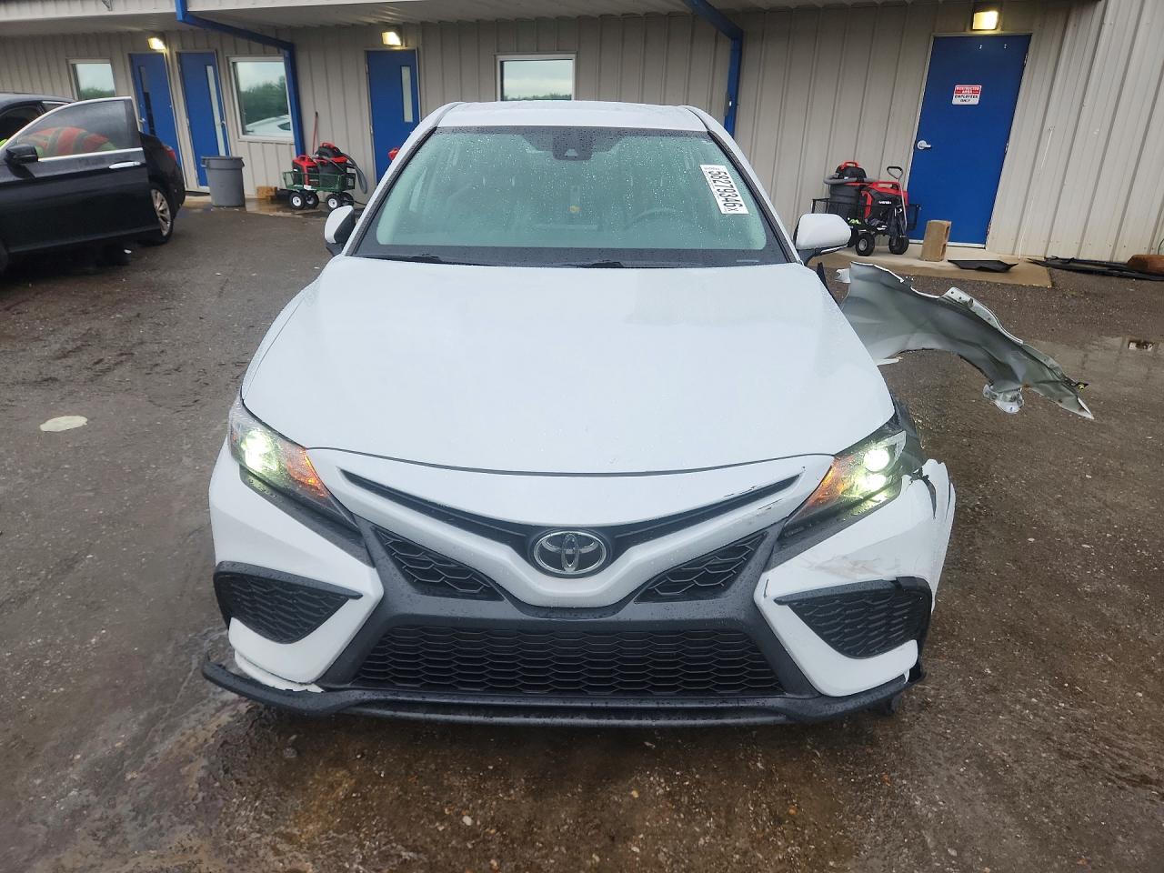 2023 TOYOTA CAMRY SE — снимка 5