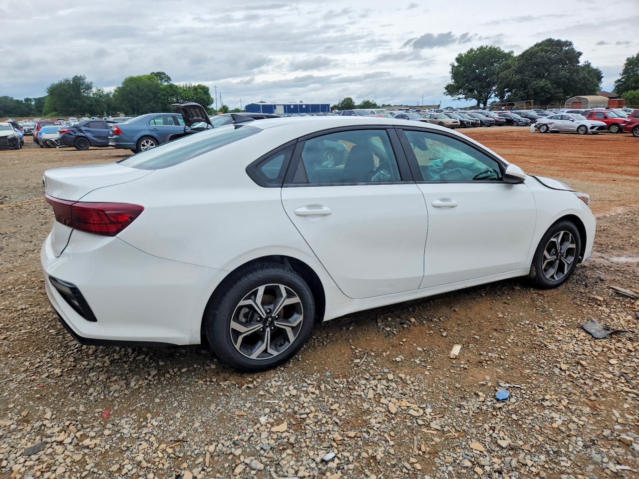 2021 KIA FORTE LXS — снимка 3