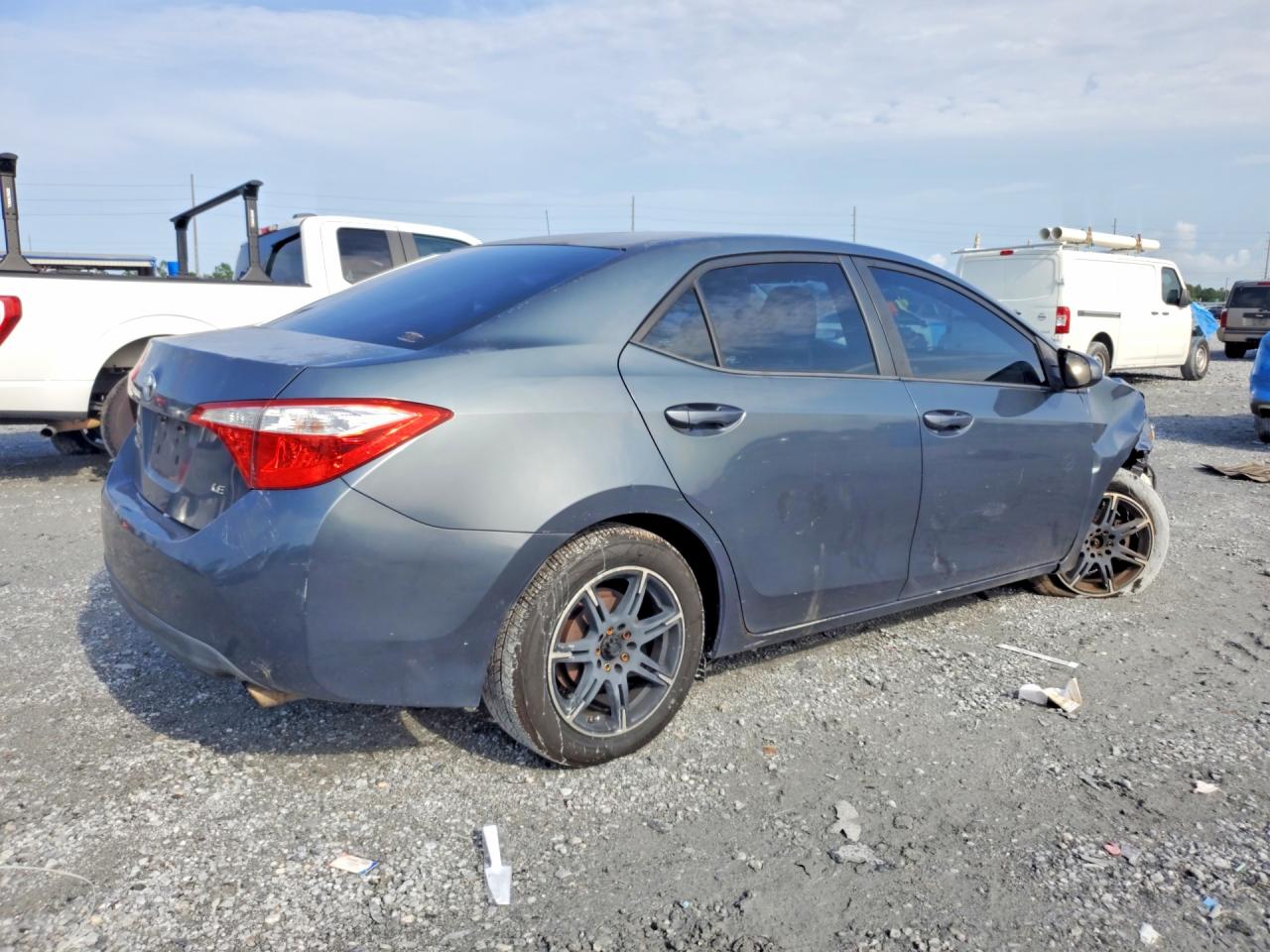 2015 TOYOTA COROLLA LE — снимка 3