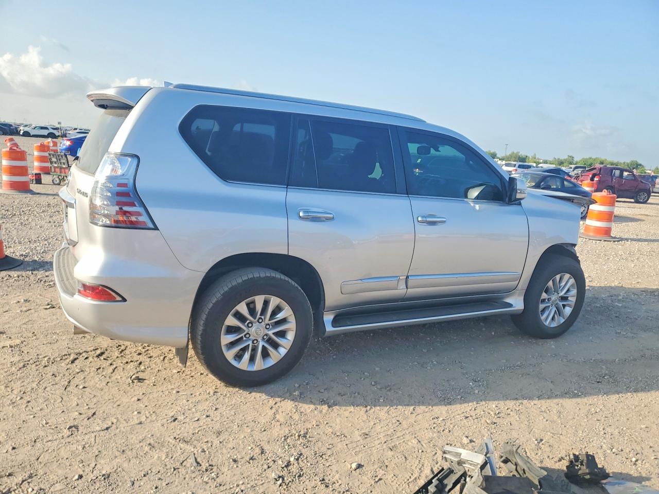 2019 LEXUS GX 460 — снимка 3