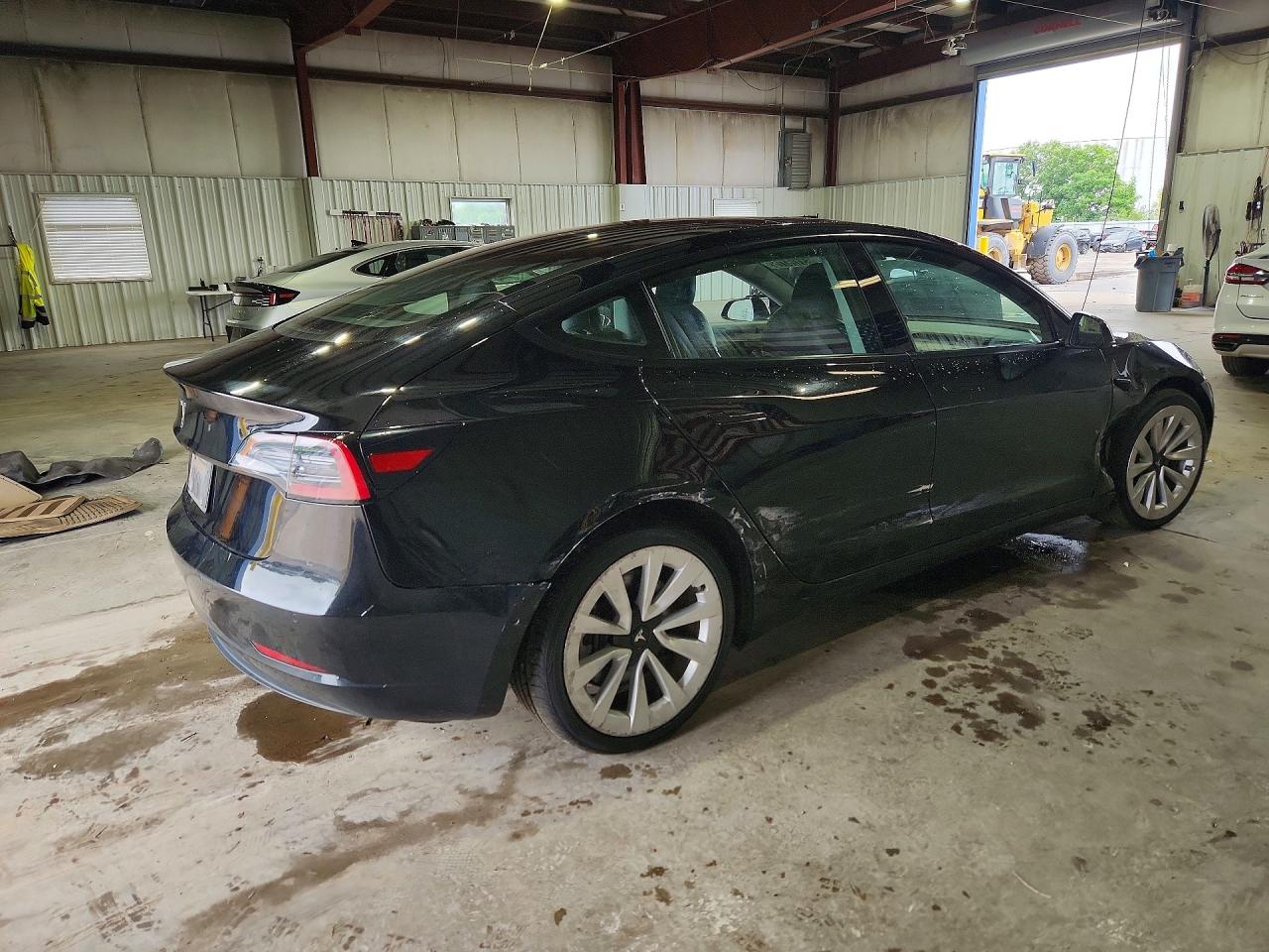 2022 TESLA MODEL 3 — снимка 3