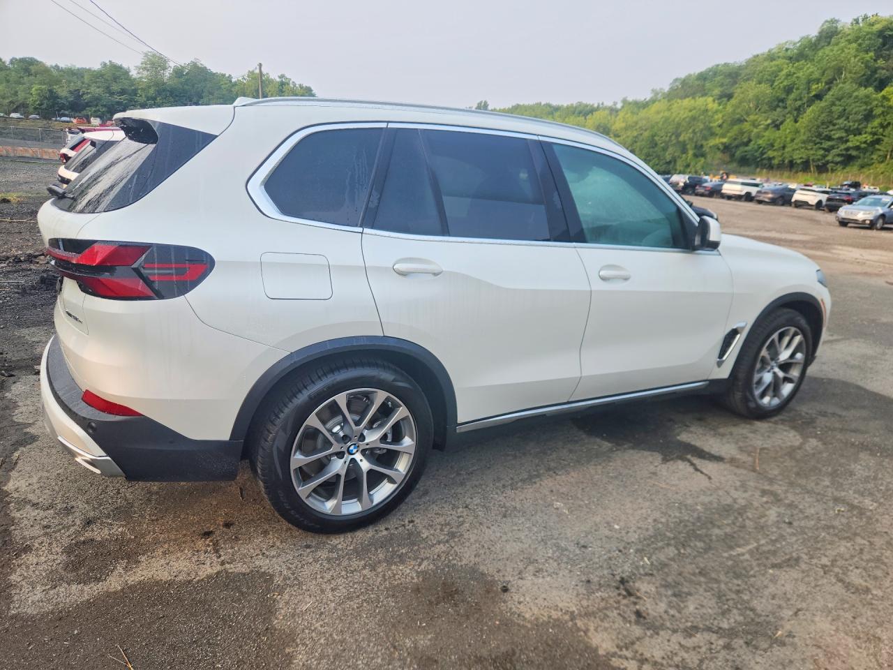 2026 BMW X5 XDRIVE50E — снимка 3