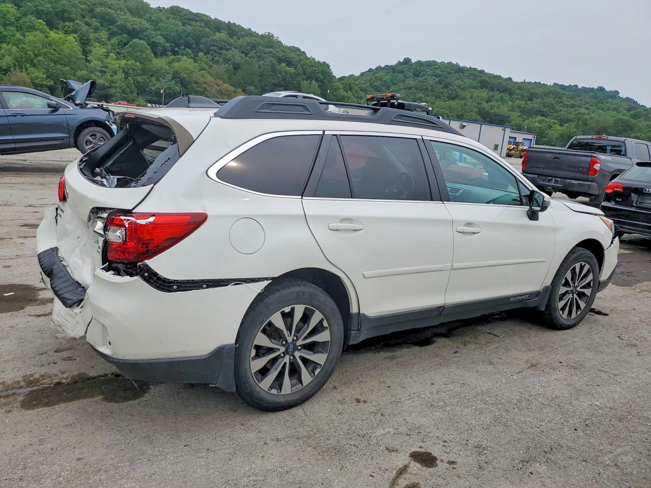 2017 SUBARU OUTBACK 2.5I LIMITED — снимка 3