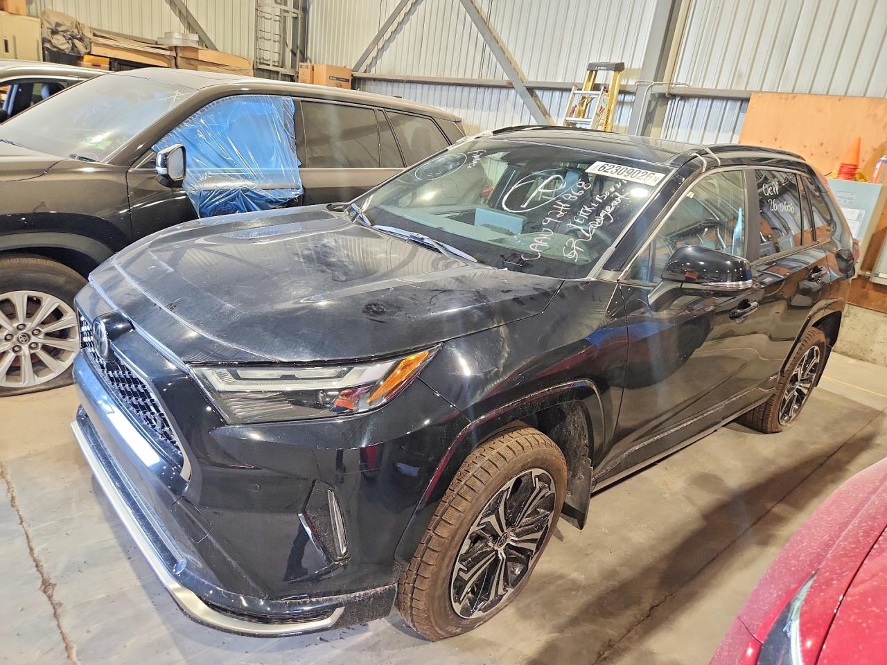 2025 TOYOTA RAV4 XSE