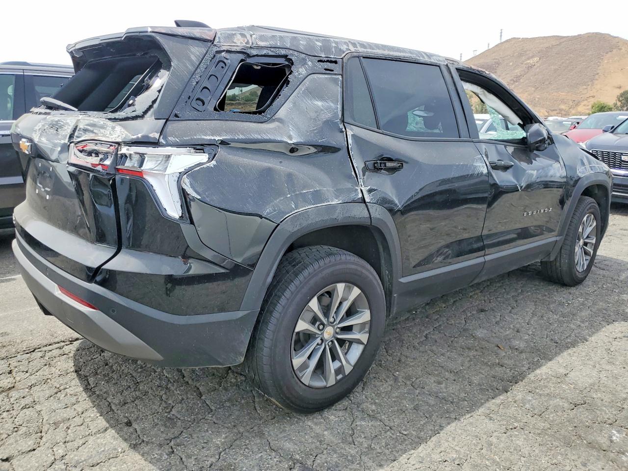 2026 CHEVROLET EQUINOX LT — снимка 3