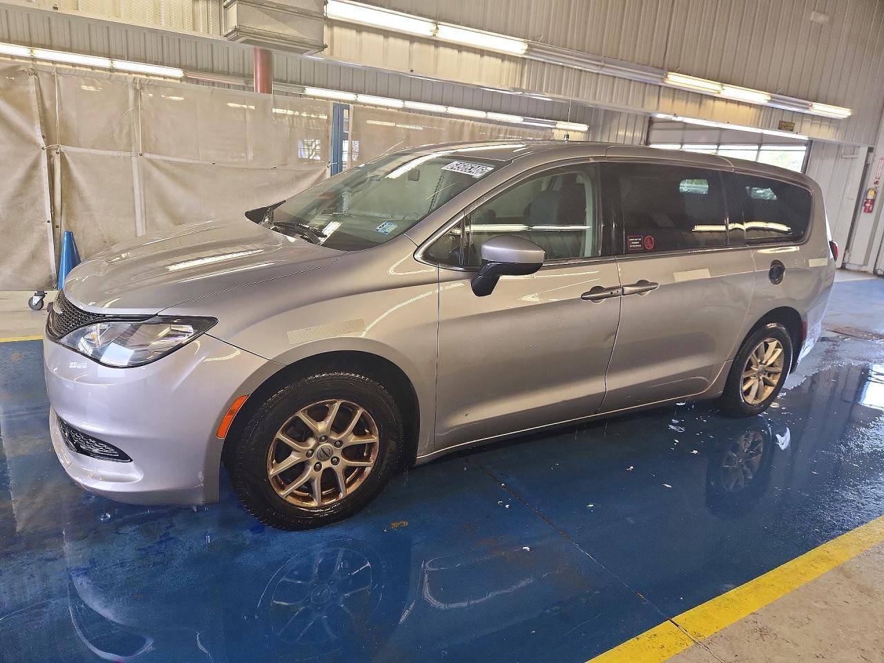 2021 CHRYSLER VOYAGER LX