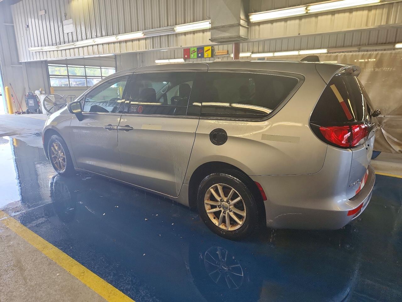 2021 CHRYSLER VOYAGER LX — снимка 2