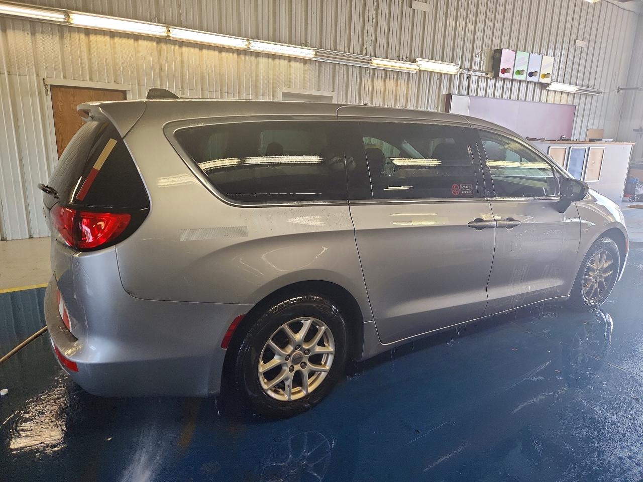 2021 CHRYSLER VOYAGER LX — снимка 3