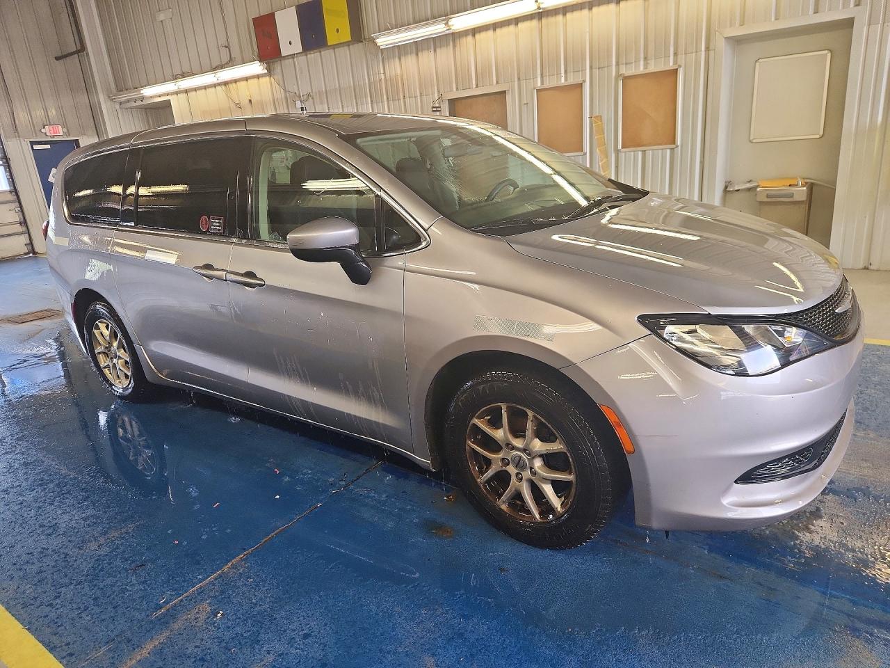 2021 CHRYSLER VOYAGER LX — снимка 4