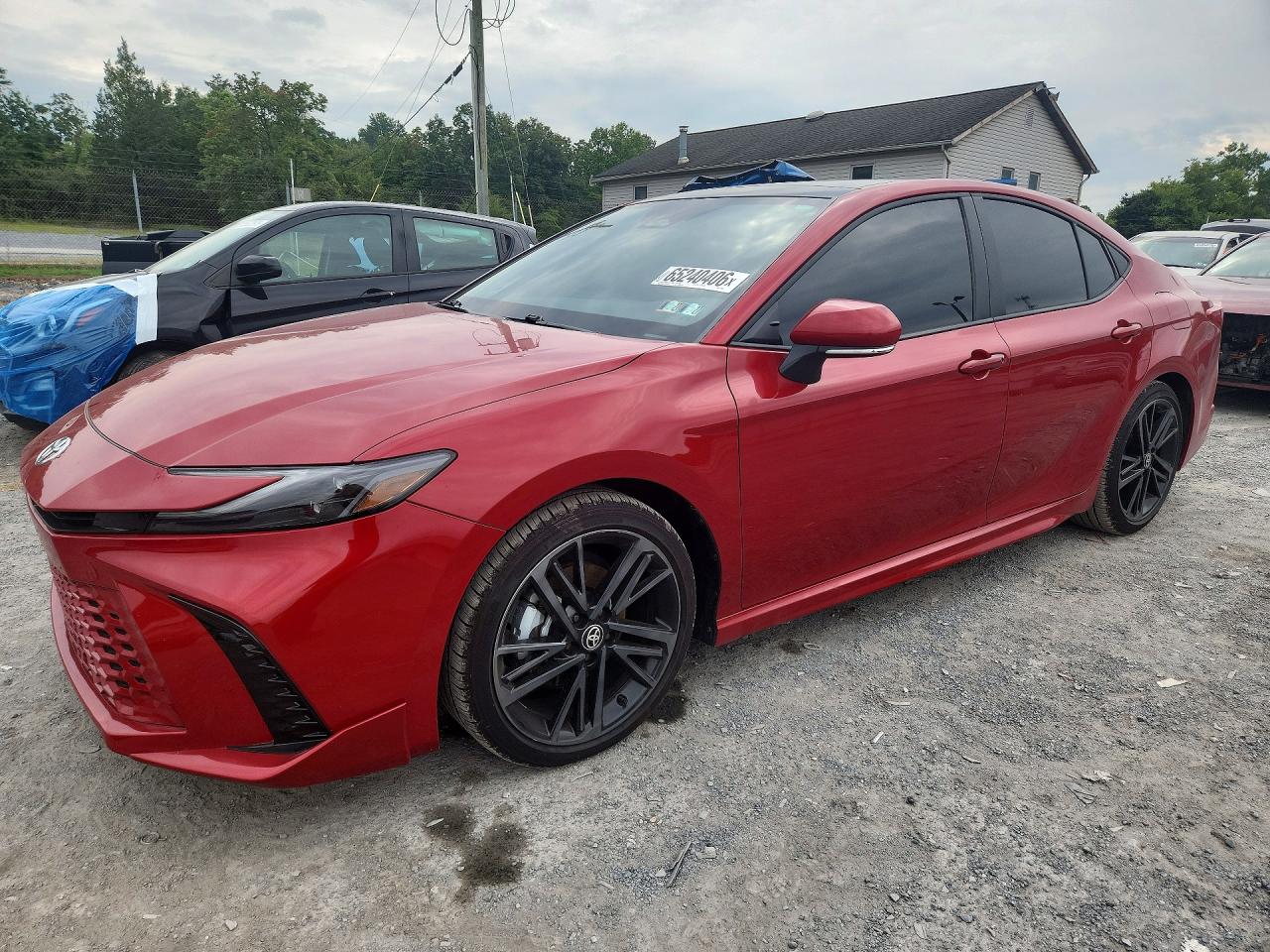 2025 TOYOTA CAMRY XSE