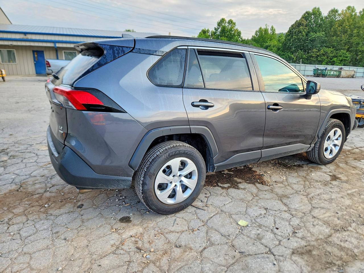 2020 TOYOTA RAV4 LE — снимка 3
