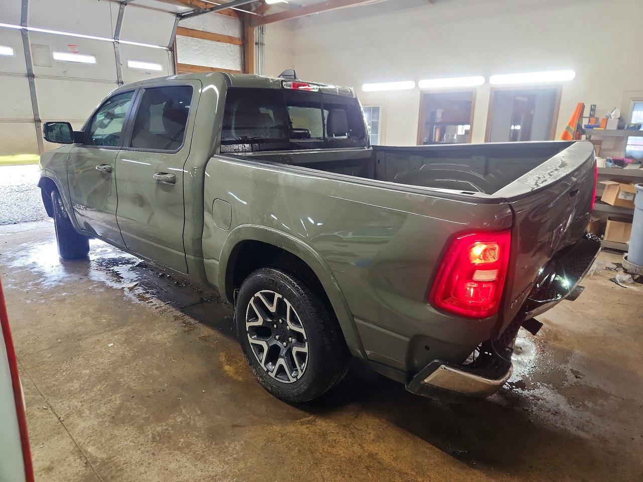2026 RAM 1500 LARAMIE — photo 2
