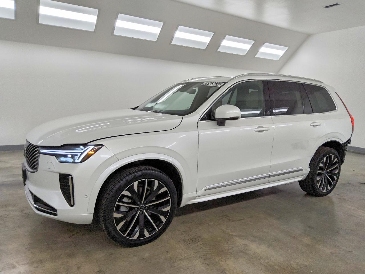 2025 VOLVO XC90 PLUS