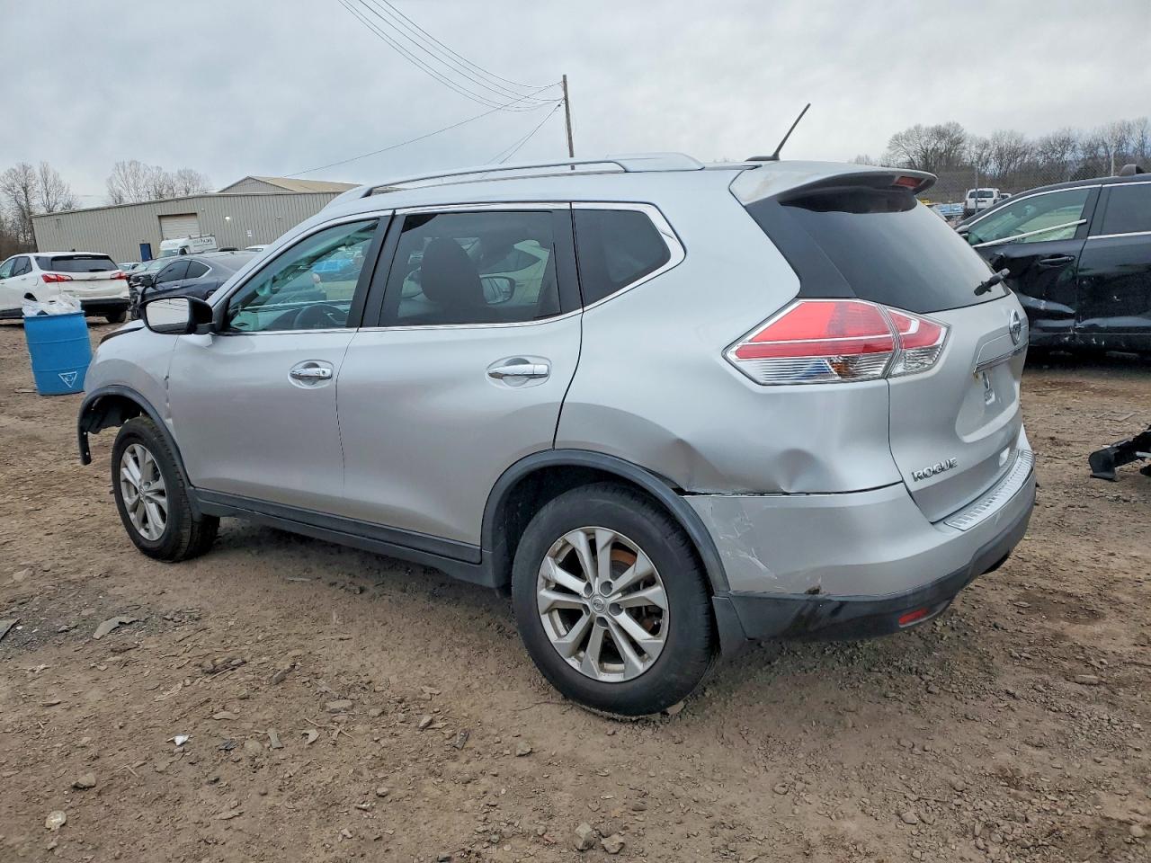 2015 NISSAN ROGUE S — снимка 2