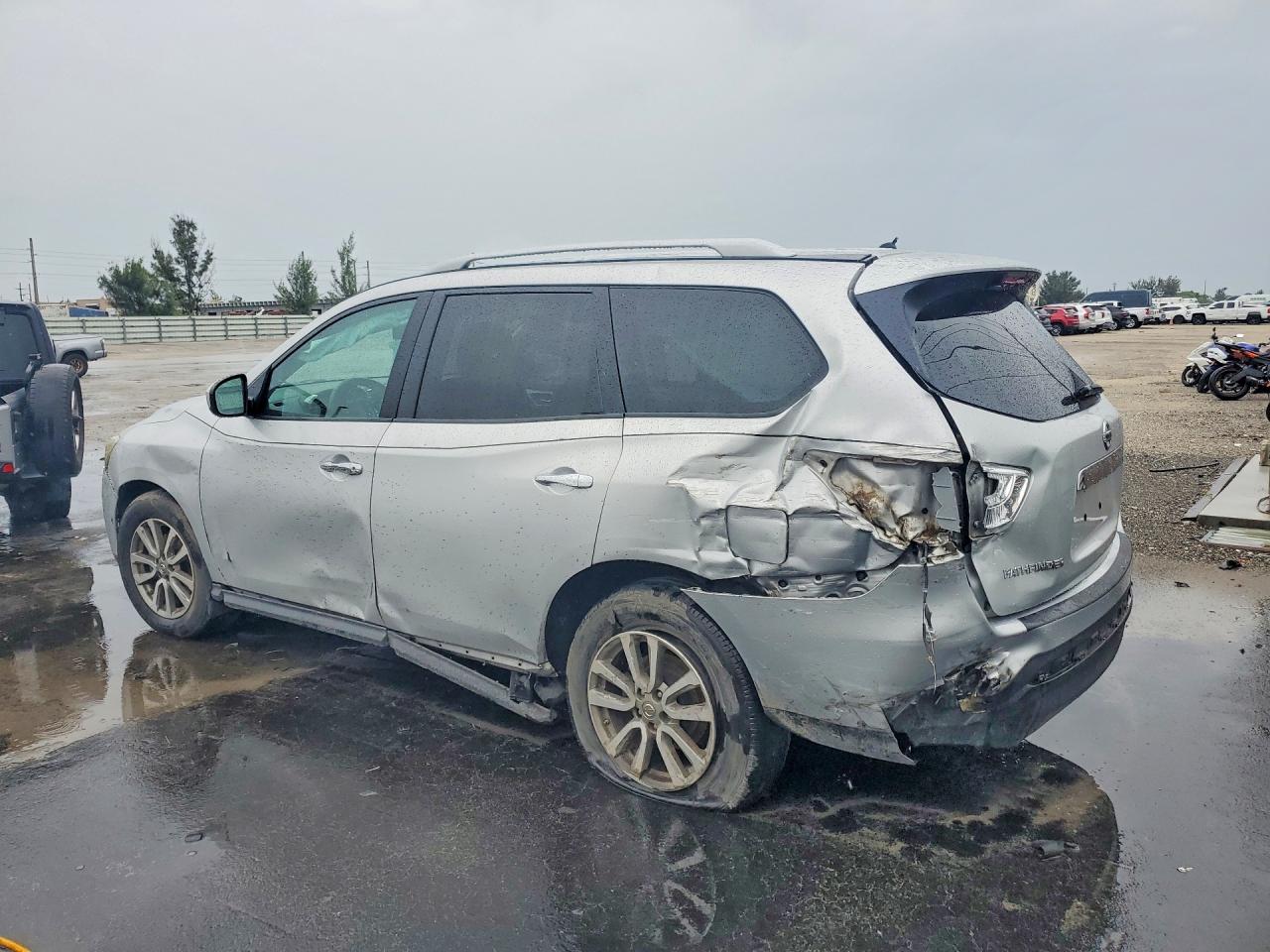 2015 NISSAN PATHFINDER S — снимка 2