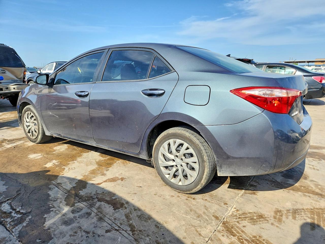 2017 TOYOTA COROLLA LE — снимка 2