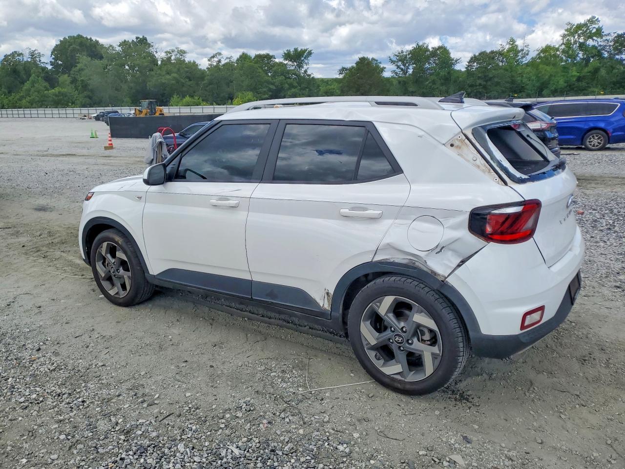 2022 HYUNDAI VENUE SEL — снимка 2