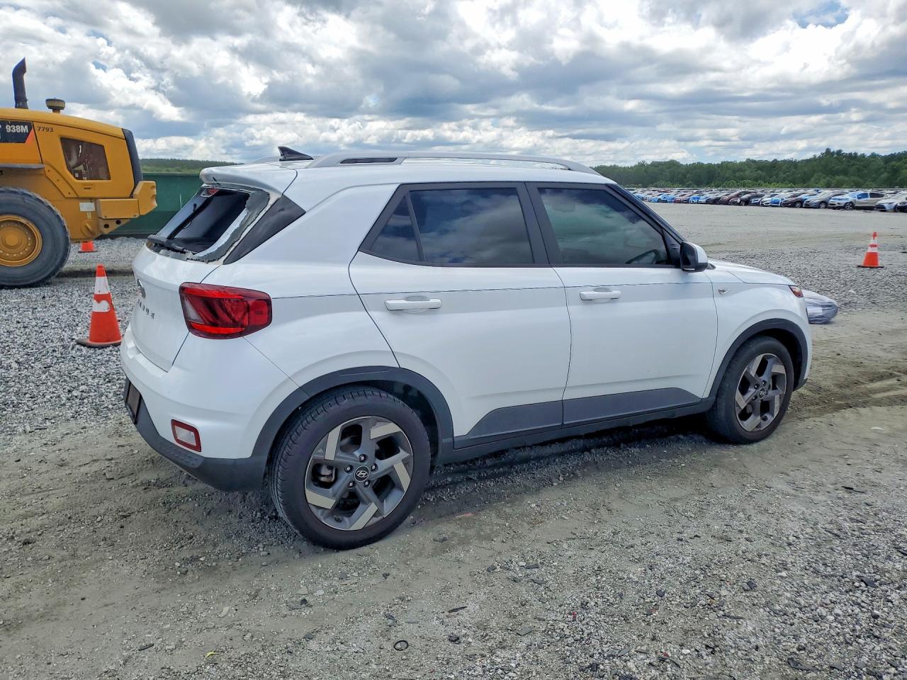 2022 HYUNDAI VENUE SEL — снимка 3