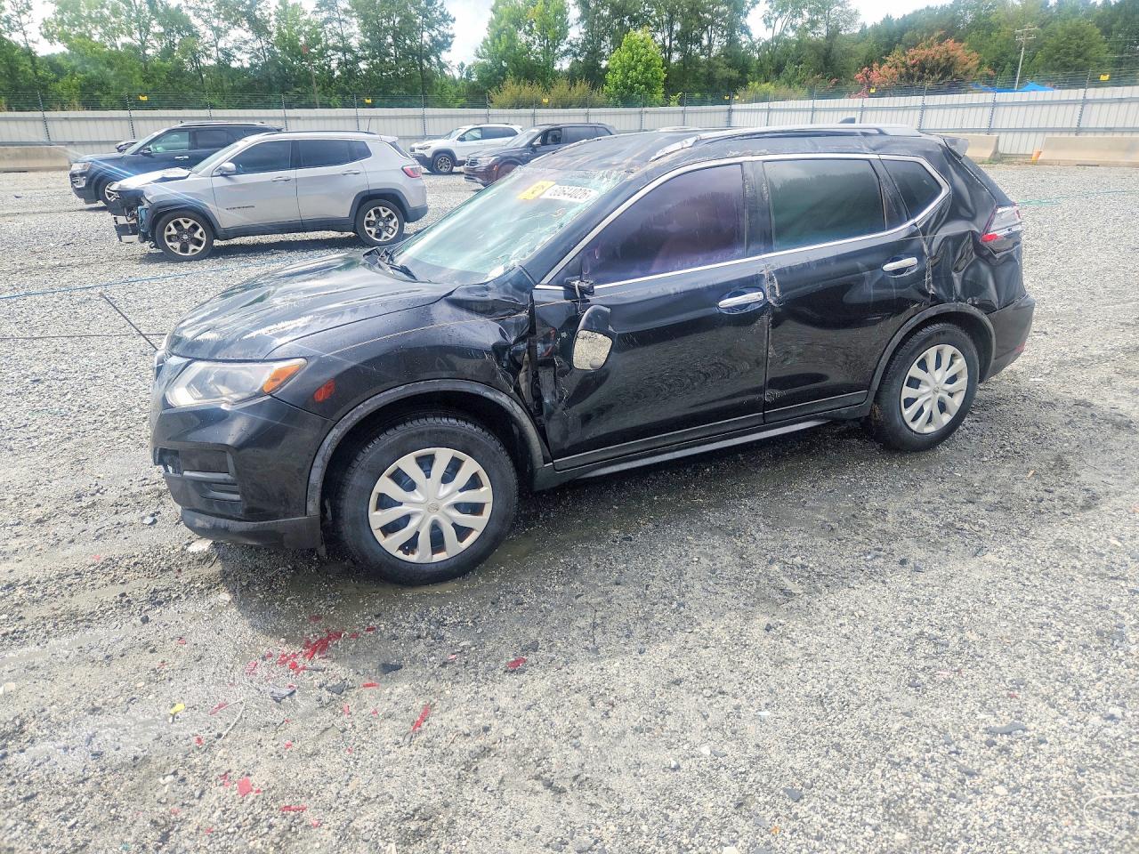 2017 NISSAN ROGUE S