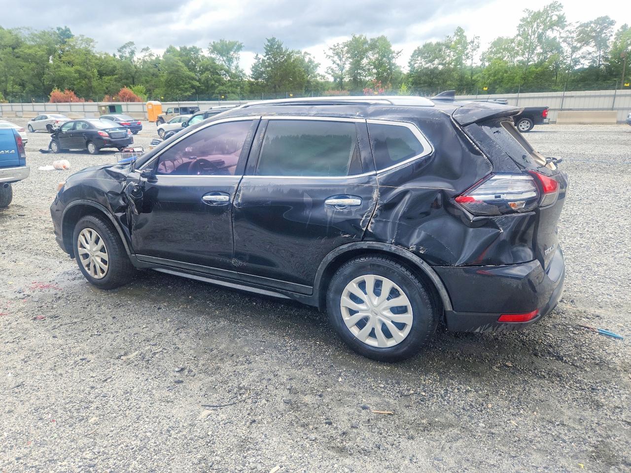2017 NISSAN ROGUE S — снимка 2