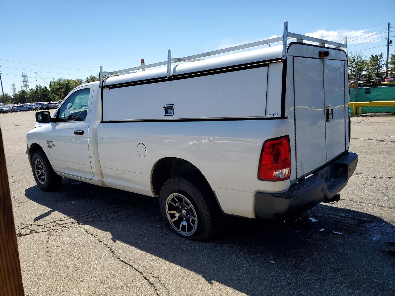 2019 RAM 1500 CLASSIC TRADESMAN — снимка 2