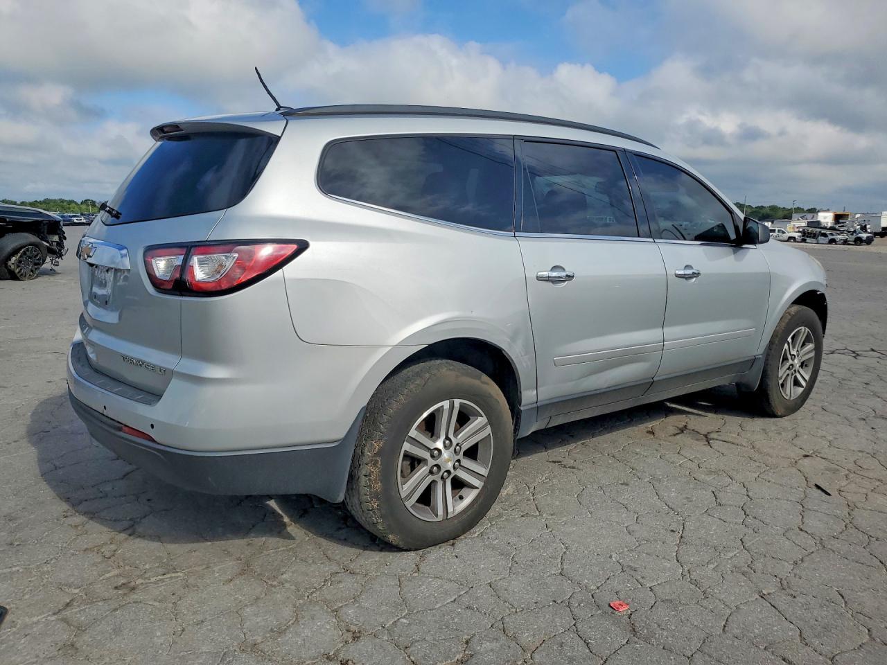 2015 CHEVROLET TRAVERSE LT — снимка 3