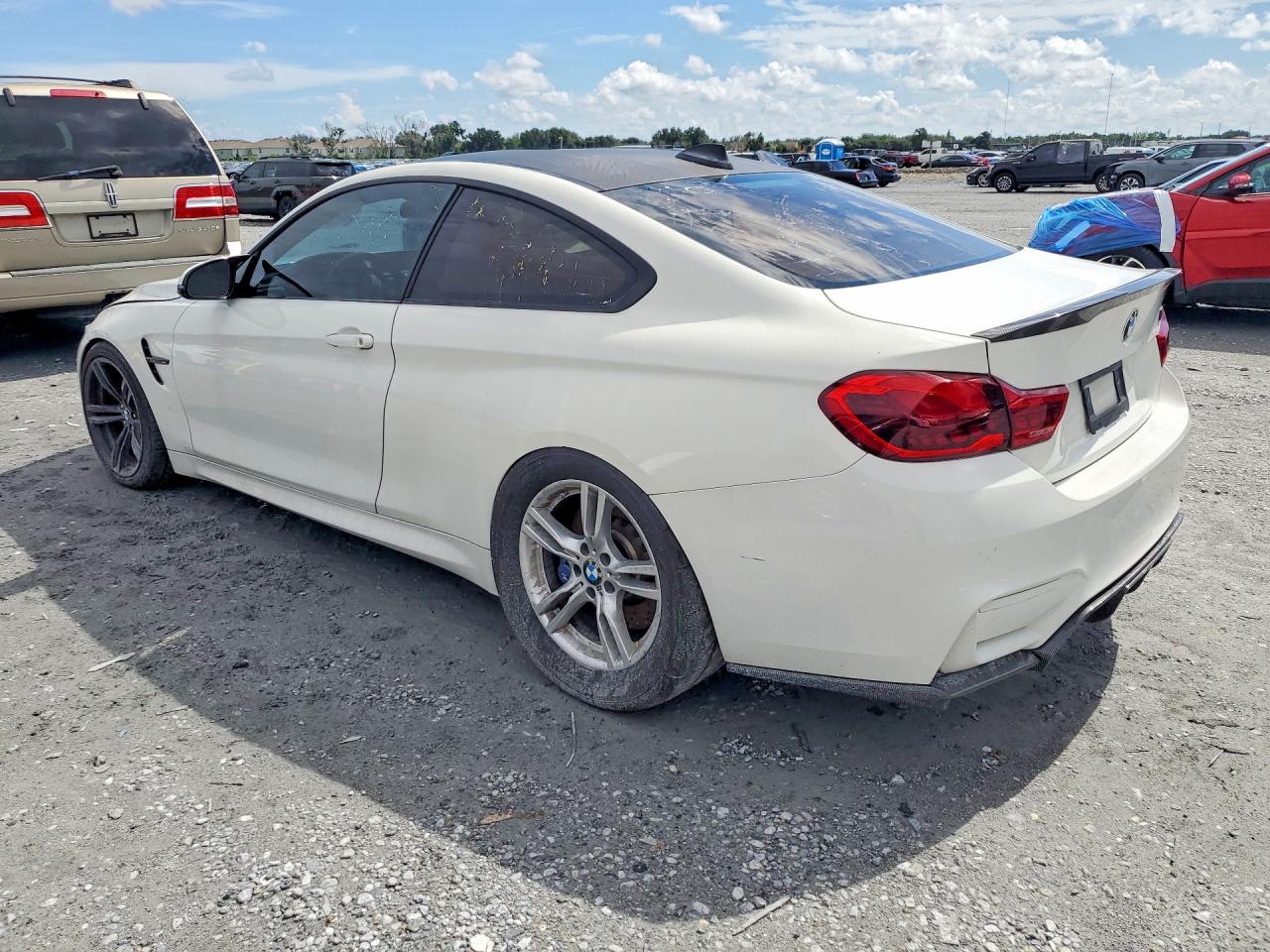 2015 BMW M4 — снимка 2