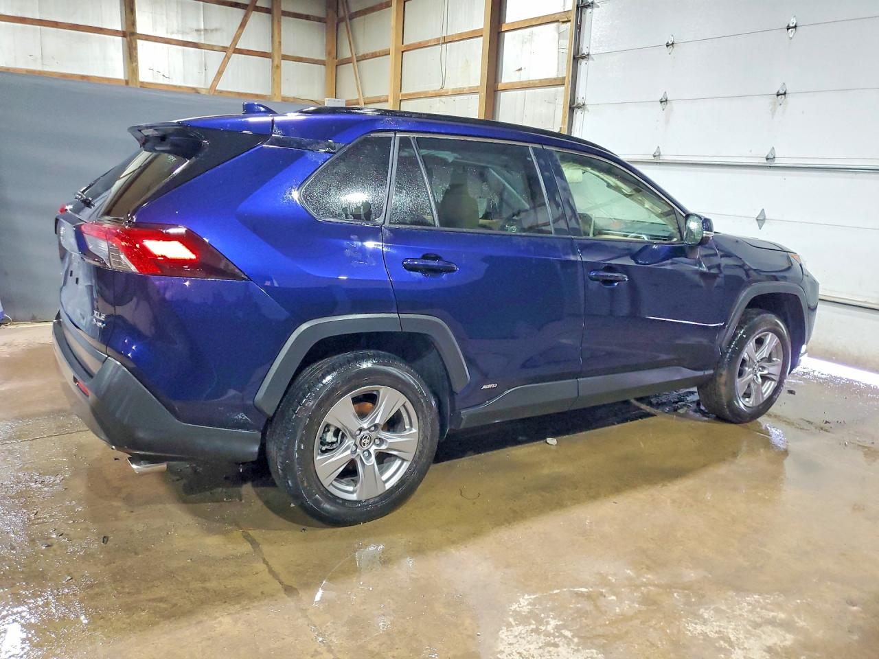 2025 TOYOTA RAV4 HYBRID XLE — снимка 3