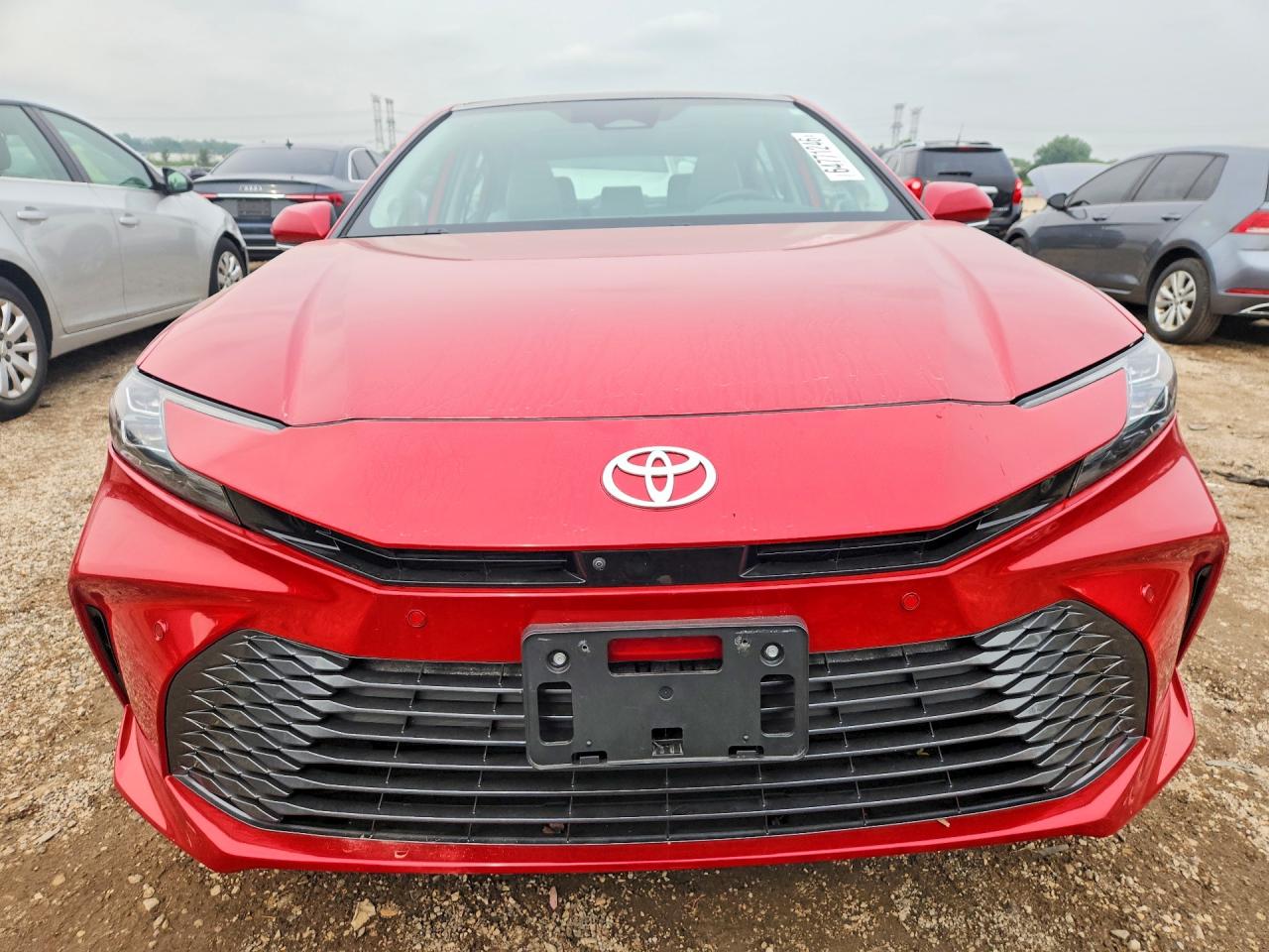 2025 TOYOTA CAMRY XLE — снимка 5