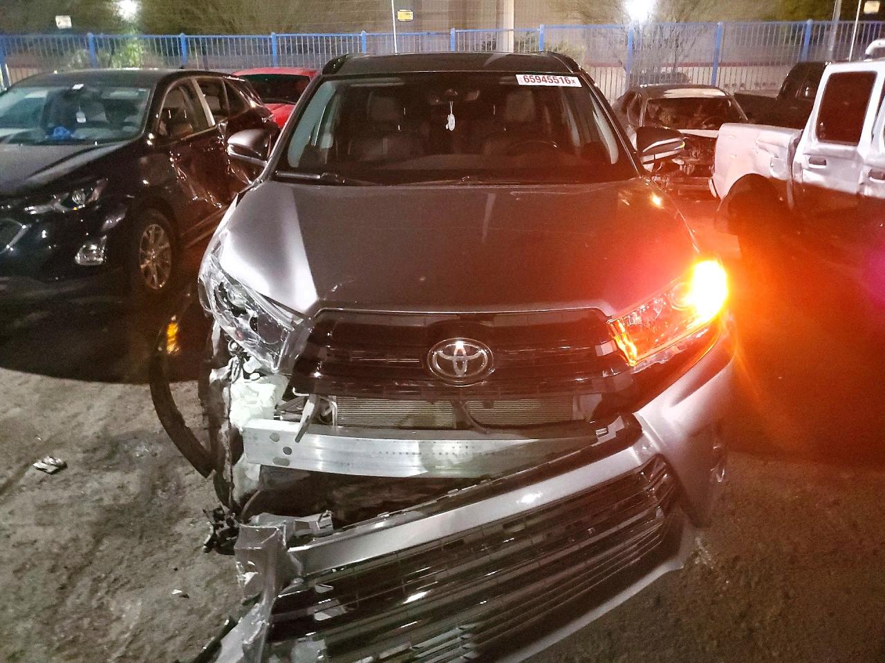 2019 TOYOTA HIGHLANDER SE — снимка 5