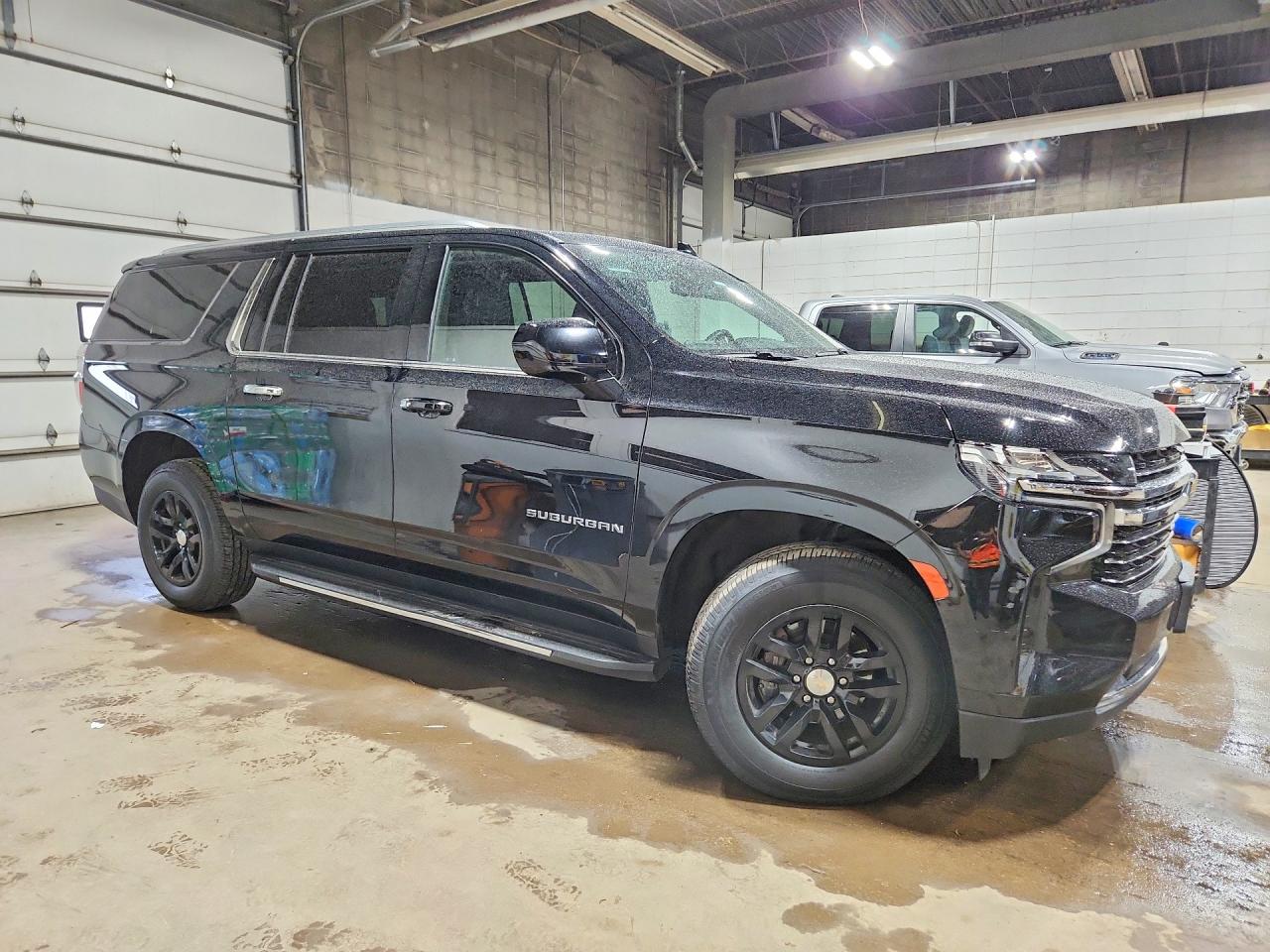 2021 CHEVROLET SUBURBAN K1500 LT — снимка 4