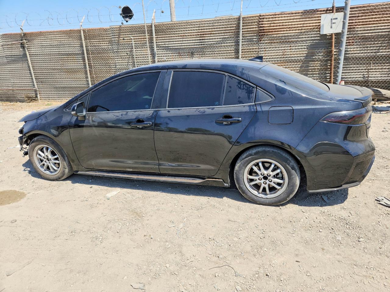 2022 TOYOTA COROLLA SE — снимка 2