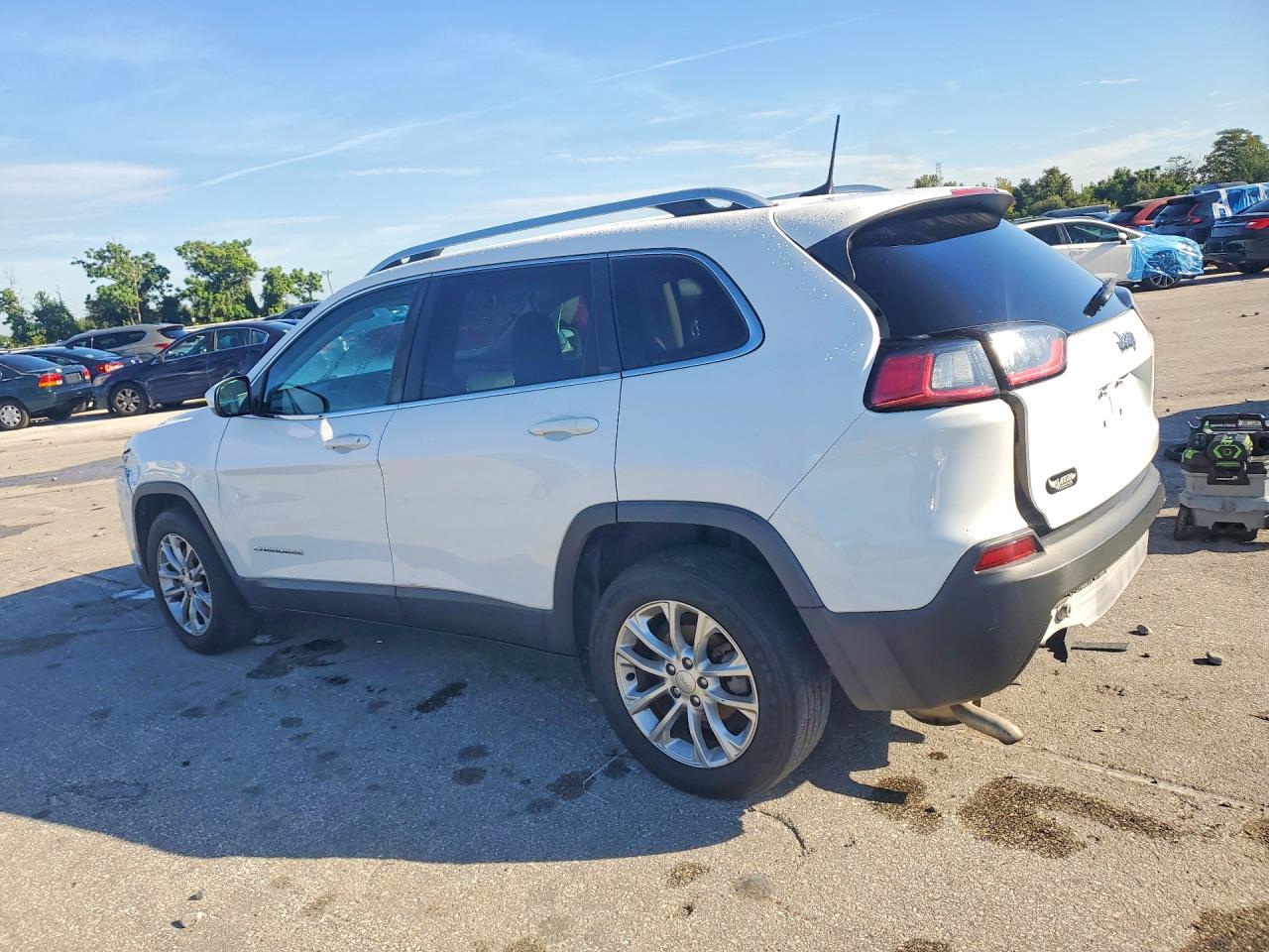 2019 JEEP CHEROKEE LATITUDE — снимка 2
