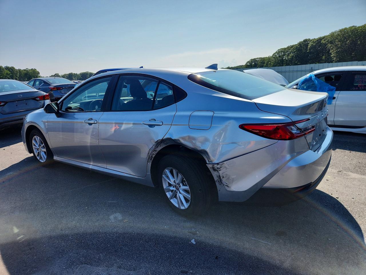 2026 TOYOTA CAMRY LE — снимка 2