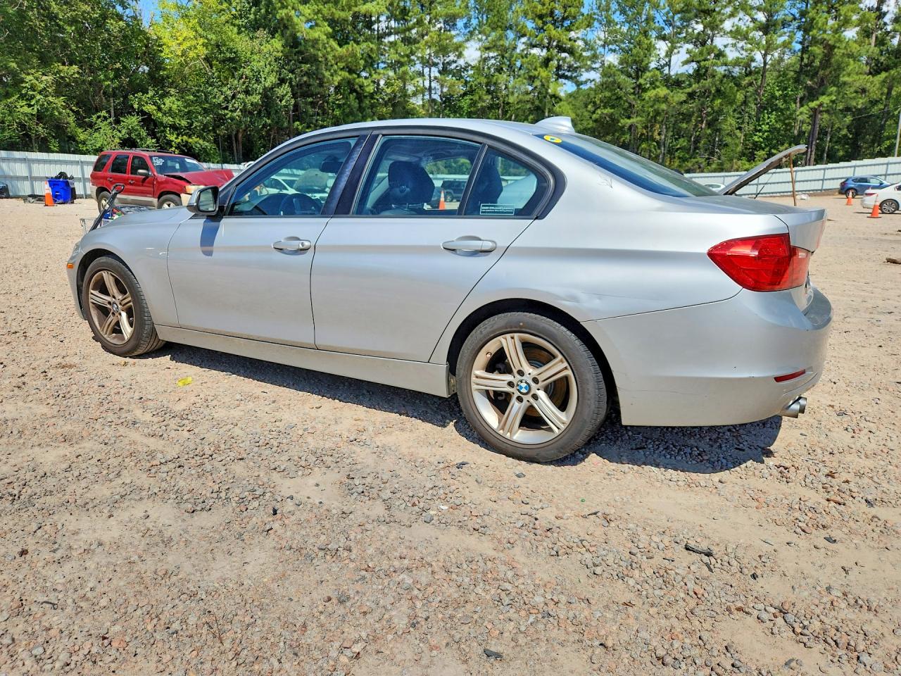 2013 BMW 328 I — снимка 2