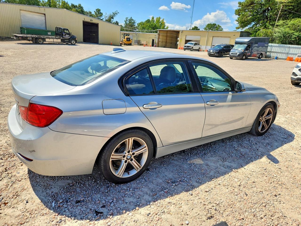 2013 BMW 328 I — снимка 3