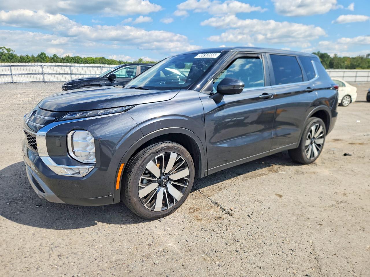 2025 MITSUBISHI OUTLANDER SE
