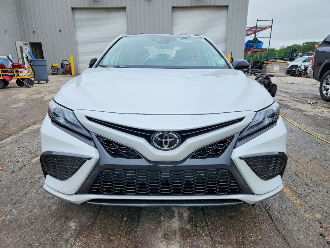 2024 TOYOTA CAMRY XSE — снимка 5