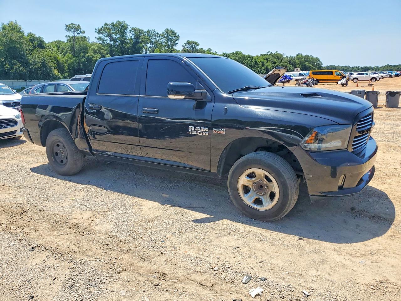 2015 RAM 1500 SPORT — снимка 4