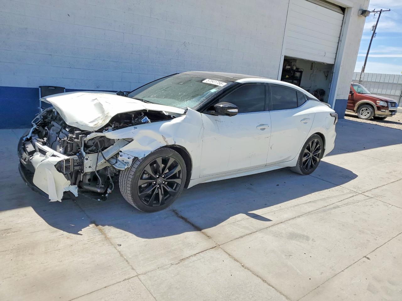 2023 NISSAN MAXIMA SR