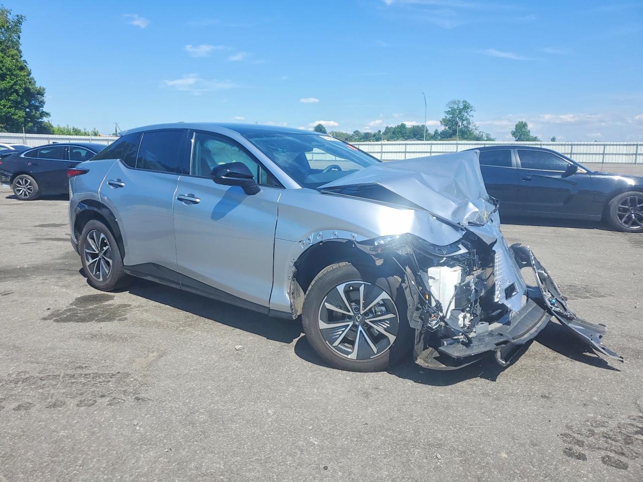 2024 LEXUS RZ 300E — снимка 4