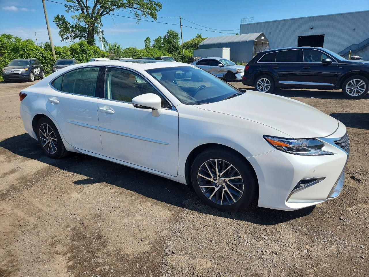 2016 LEXUS ES 350 — снимка 4