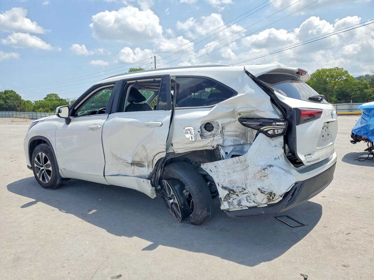 2024 TOYOTA HIGHLANDER HYBRID XLE — снимка 2